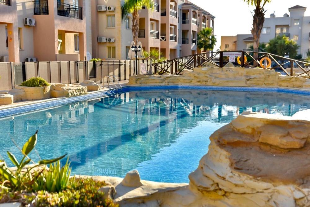 Royal Seacrest F G5 Ground Floor Apartment Пафос Екстериор снимка