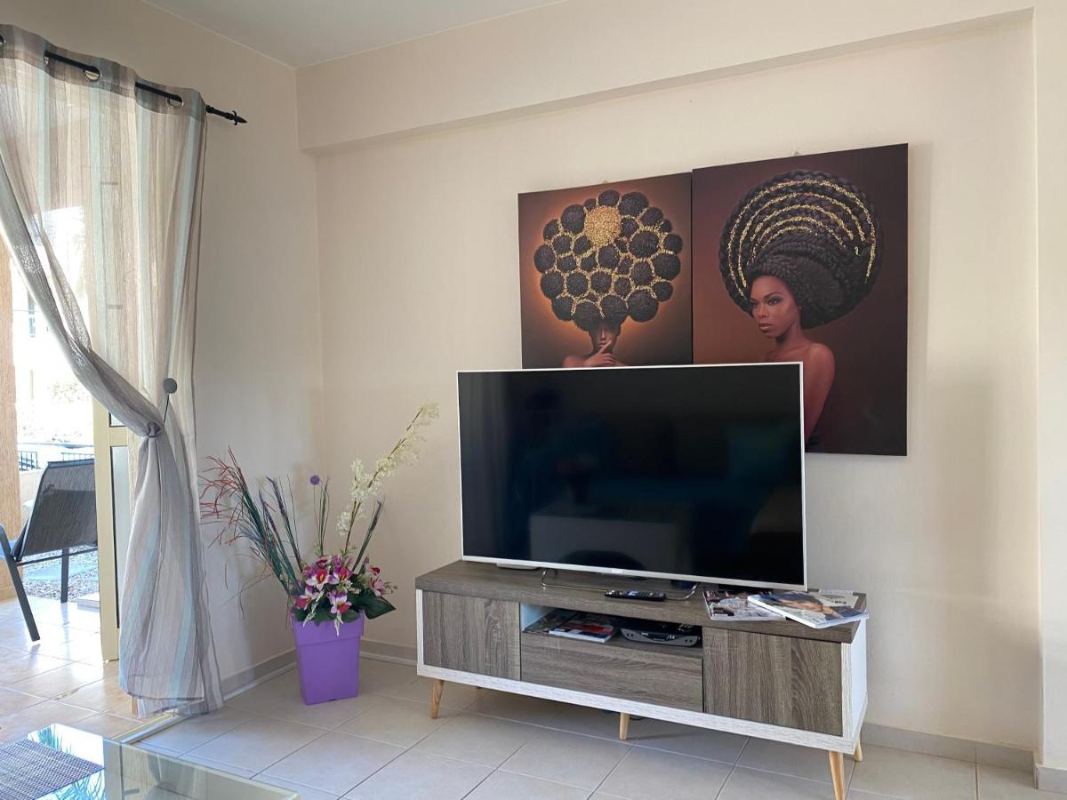 Royal Seacrest F G5 Ground Floor Apartment Пафос Екстериор снимка