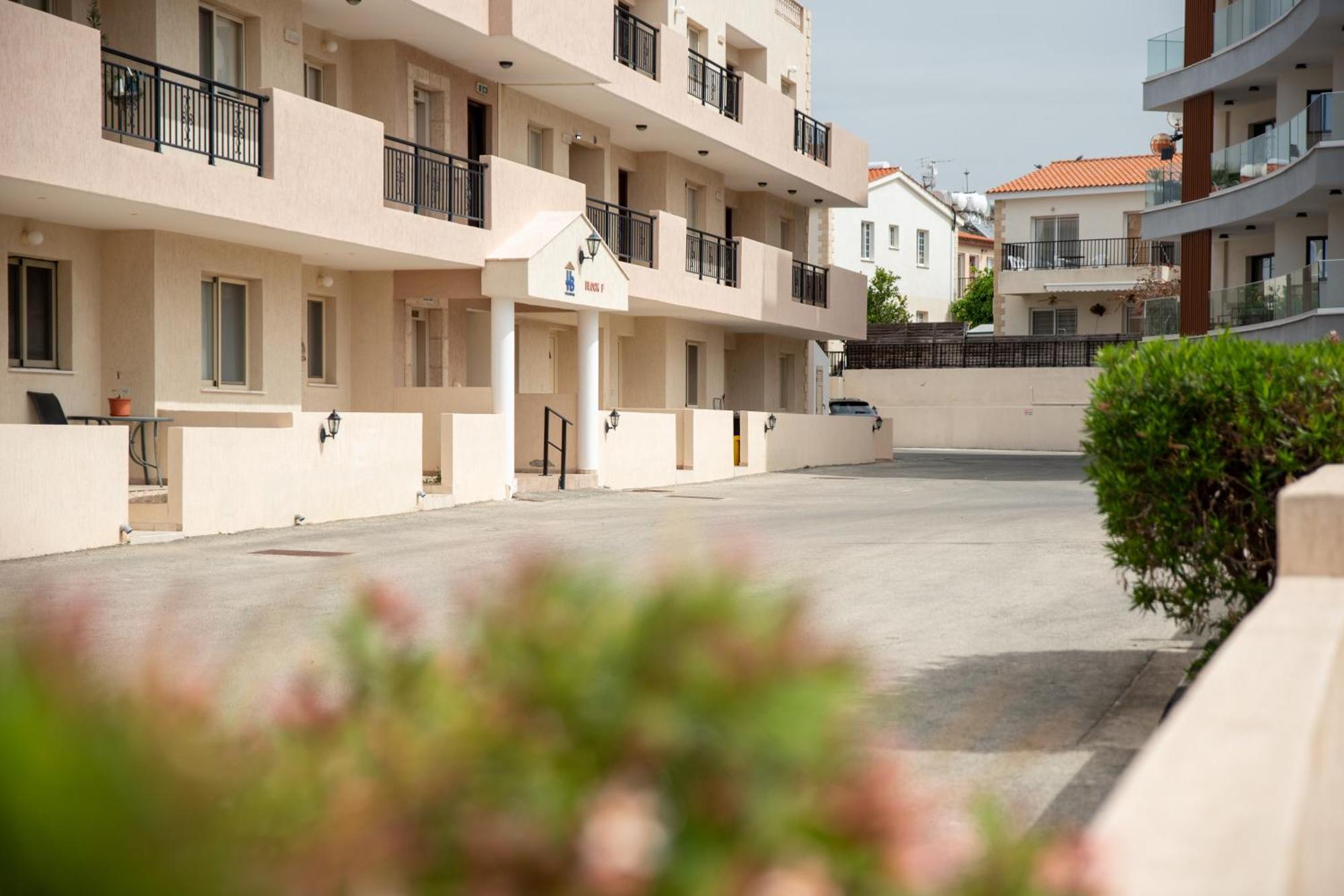Royal Seacrest F G5 Ground Floor Apartment Пафос Екстериор снимка